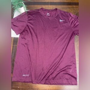 Woman’s size large maroon Nike top